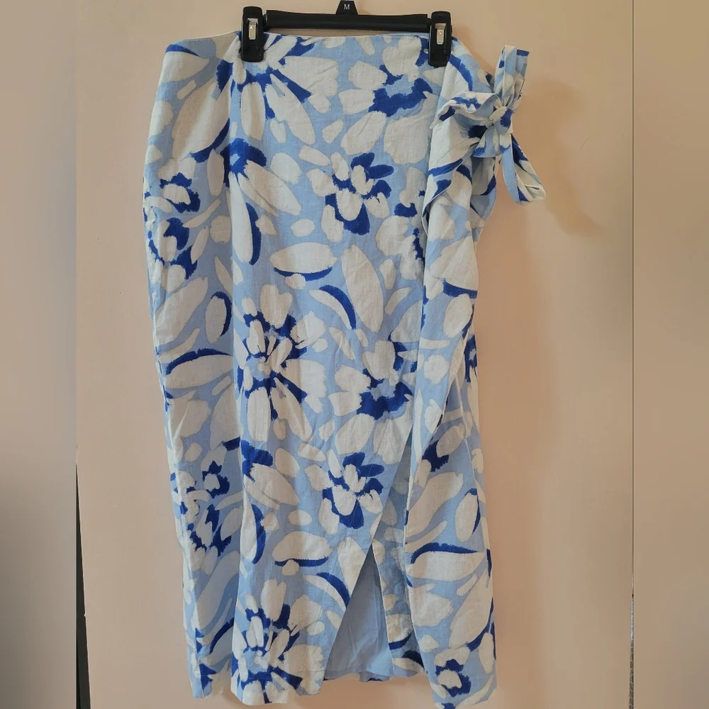 Loft Brushed Daisy Linen Blend Wrap Skirt
